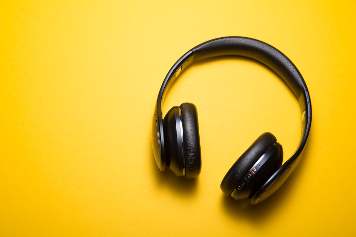 Como aplicar Medellin Music Lab 2026 headphones produccion artistas convocatoria Medellin