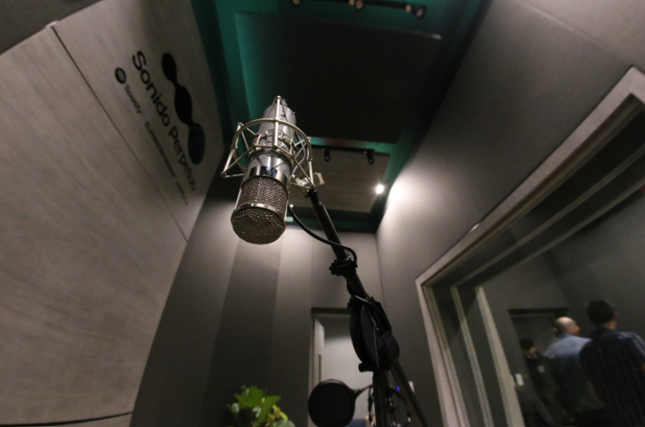 Sonido Perpetuo: un estudio de grabación para honrar y fortalecer la historia musical de Medellín en 2024